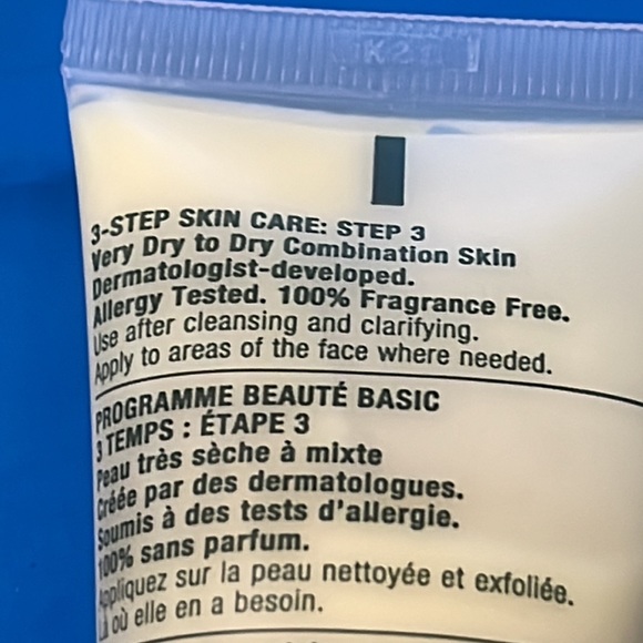 Clinique dramatically different moisturizing lotion+ 🌟NEW - Picture 2 of 7